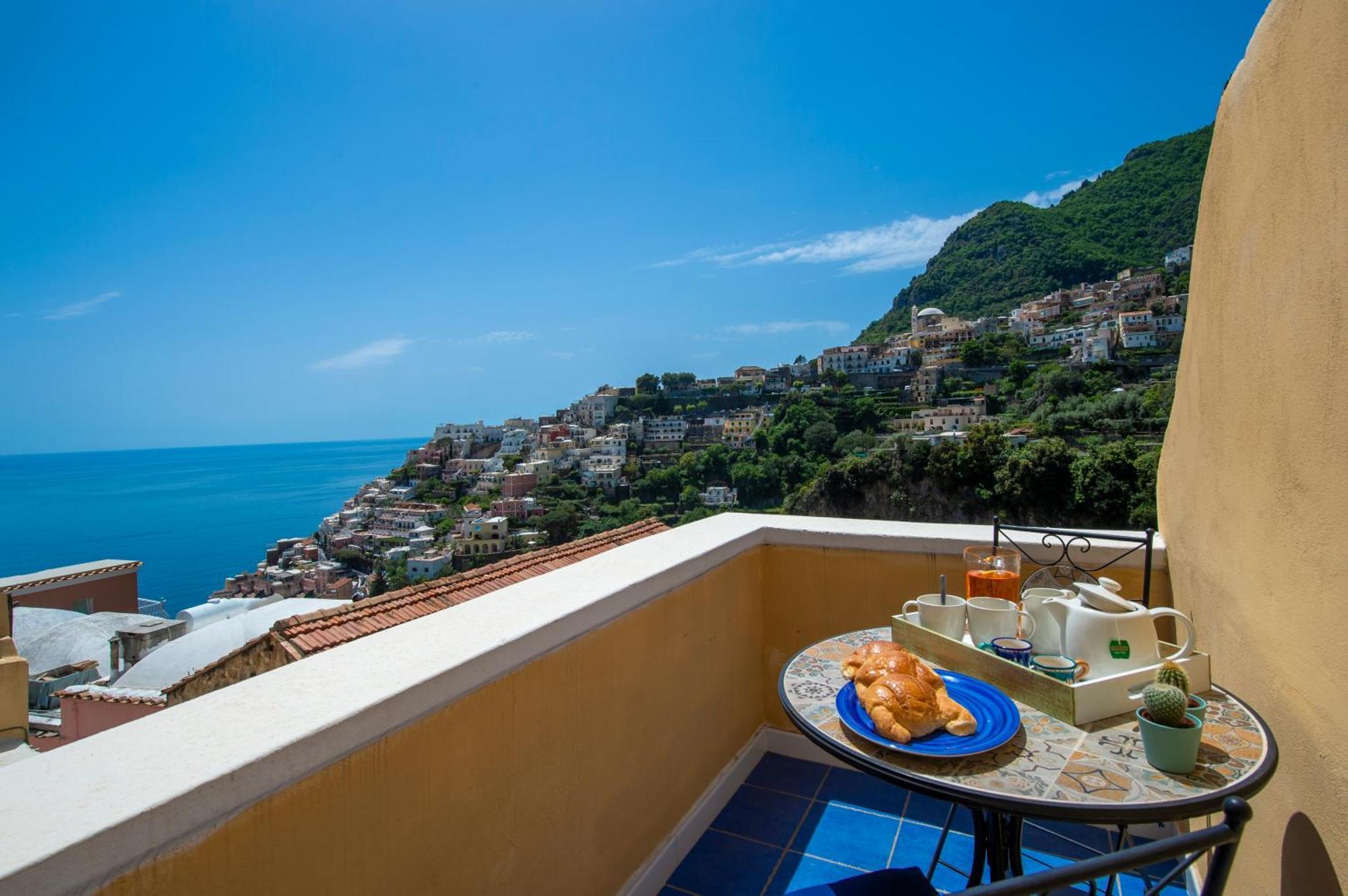 Amore Rentals - Casa Barbera A Positano Esterno foto
